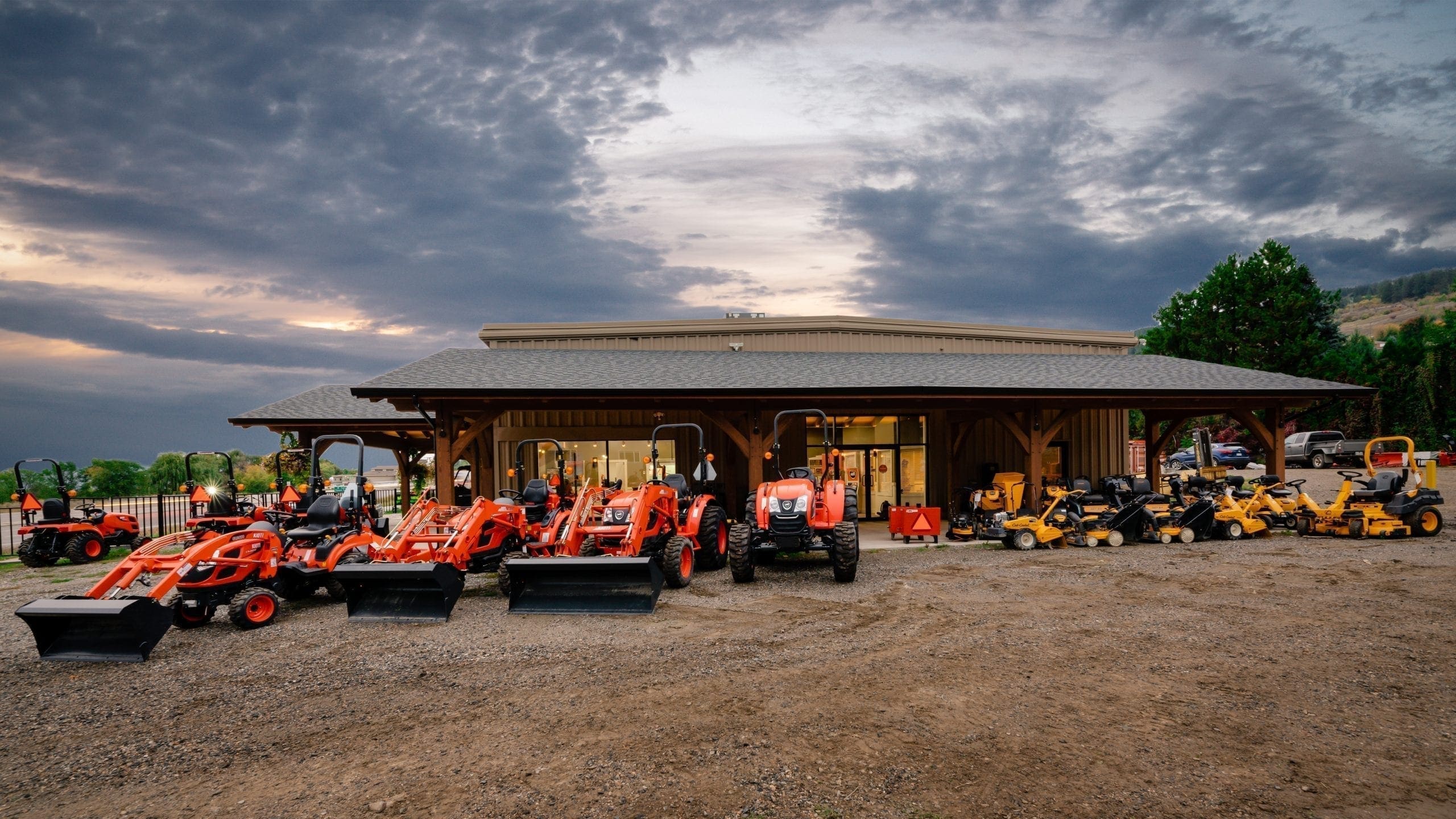 Current Promotions Timberstar Tractor, Vernon BC